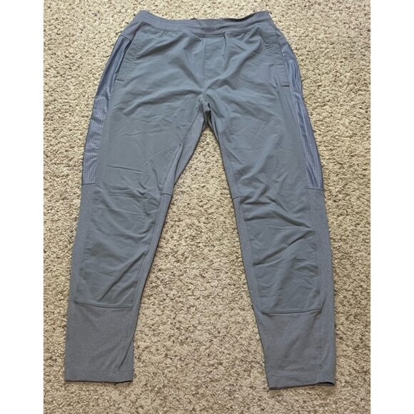 Lululemon Men Gray Athletic Joggers Pants Breathable Size Large L EUC - Picture 1 of 7